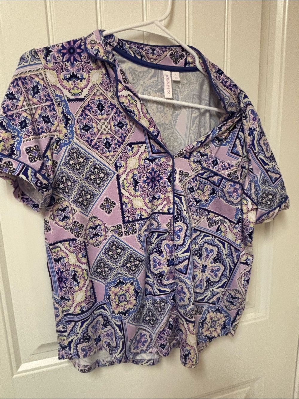 Women’s Lavender Paisley Print Button-Down Shirt